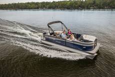 Pontoon boat rental